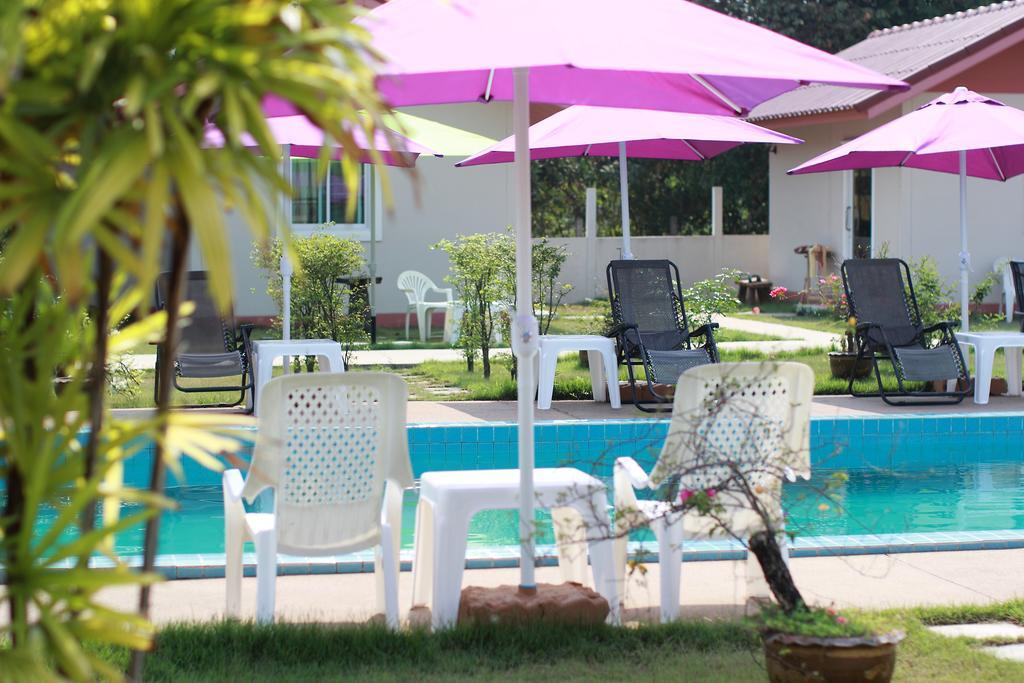 Moon River Resort Ubon Ratchathani Exterior photo