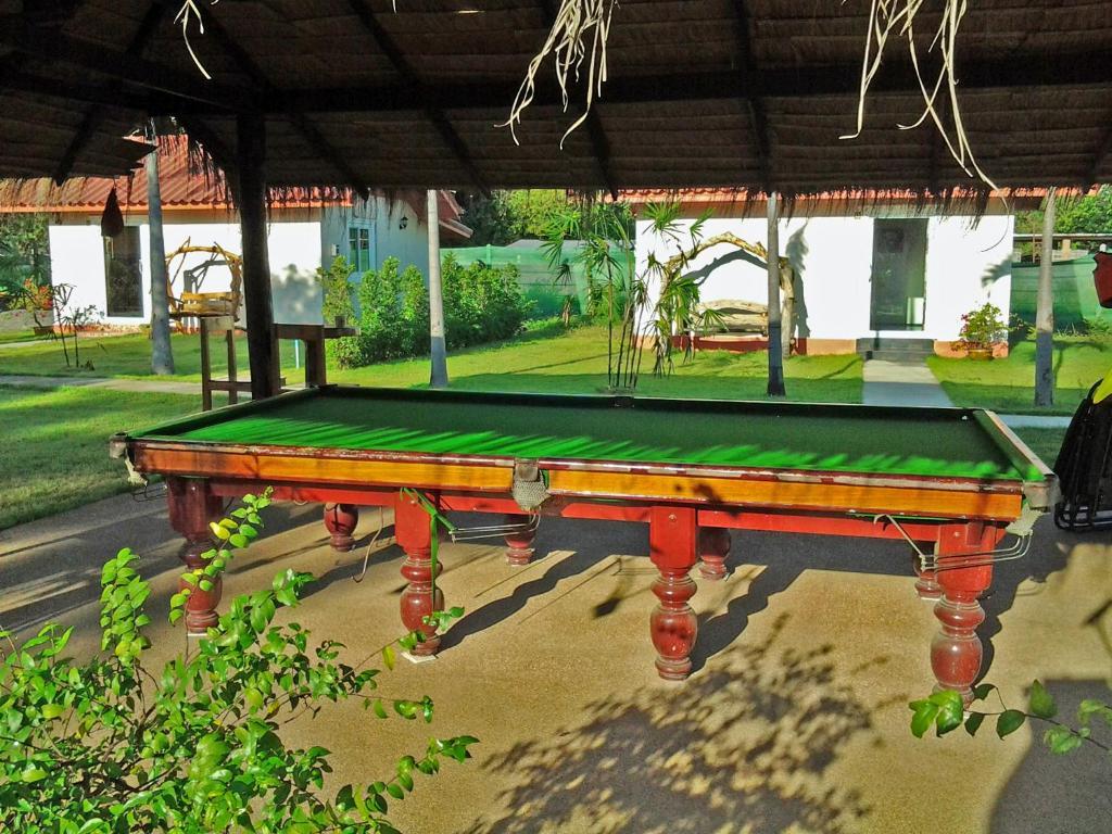 Moon River Resort Ubon Ratchathani Exterior photo